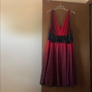 Black and red sleeves dress